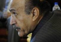 مصر: استبعاد أبرز المرشحين الرئاسيين.. وتصعيد بين "الإخوان" والعسكر