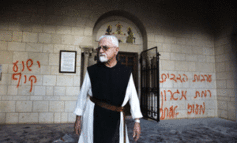 المستوطنون يتطاولون على المقدسات الإسلامية والمسيحية وتزايد النشاط التهويدي فـي أراضي الـ٤٨