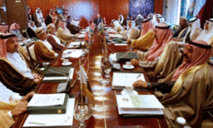 الصراع السعودي القطري يتهدّد «البيت الخليجي».. ووساطة كويتية لرأب الصدع