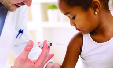 دراسة تحذّر من امتناع الأهالي عن تطعيم أطفالهم: بؤر ساخنة لتفشي الأمراض المعدية في منطقة ديترويت