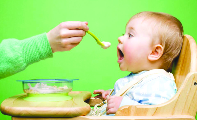 تقرير مروّع يكشف عن وجود معادن سامة في غذاء الأطفال!