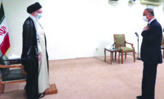 في أول زيارة له خارج العراق .. الكاظمي يحطّ في طهران وسط أجواء إيجابية