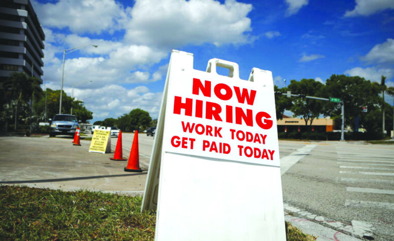 انتهاء إعانات البطالة الفدرالية .. هل يُعيد تشكيل سوق العمل في ميشيغن؟