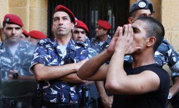 الأمن آخرُ ما تبقى للبنانيين .. فهل يفقدونه؟