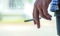 مسح: 17 بالمئة من البالغين في ميشيغن يدخنون السجائر
