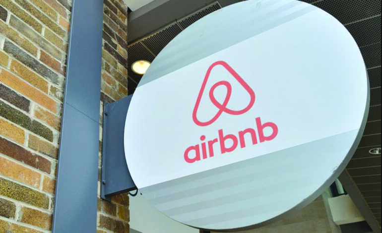بلدية ديربورن تحظر تأجير المنازل عبر تطبيقات مثل Airbnb  في جميع المناطق السكنية .. باستثناء الداونتاون الشرقي والغربي