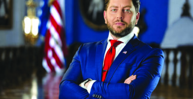 في أولى تجاربه الانتخابية .. حسين عناني يخوض سباق رئاسة بلدية ديربورن هايتس: اتجاه جديد للمضي قدماً