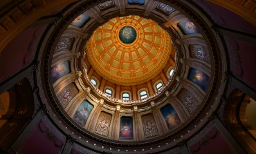 ميشيغن تسجل أقل عدد من القوانين الجديدة خلال عام 2025