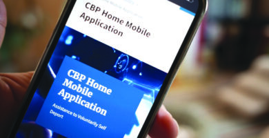 3,000 دولار .. إدارة ترامب تضاعف عرضها المالي للمهاجرين الذين يرحلون طوعاً