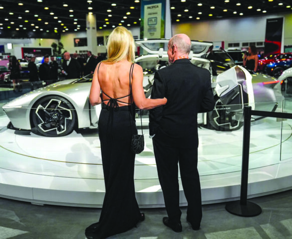 معرض ديترويت للسيارات يفتح أبوابه للجمهور في 17 يناير