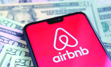 أصحاب عقارات سكنية في ديربورن يقاضون البلدية لحرمانهم من تأجير ممتلكاتهم لفترات قصيرة