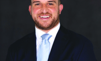 حسن عبدالله يتولّى منصباً قيادياً في شركة رائدة بإدارة البيانات الطبية: الامتثال والخصوصية .. ومسؤولية القرار في عصر الرقمنة