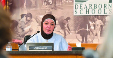 المشرفة على مدارس ديربورن لميس سرور: لهذا السبب لن أتقدّم للاحتفاظ بمنصبي