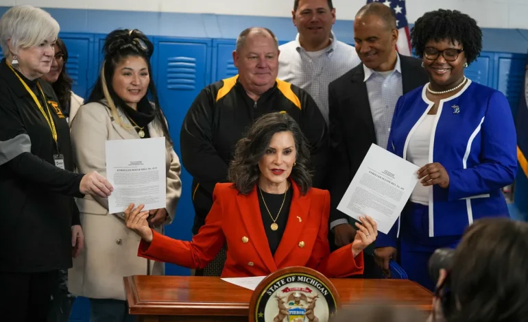 ميشيغن تمنع الهواتف داخل الفصول التعليمية ابتداء من السنة الدراسية القادمة