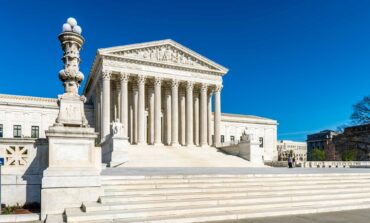 آلاف السوريين ينتظرون قرار المحكمة الأميركية العليا بشأن إلغاء الحماية المؤقتة