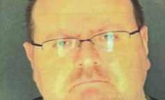 الإفراج‭ ‬عن‭ ‬رجل‭ ‬هدّد‭ ‬بقتل‭ ‬رئيس‭ ‬بلدية‭ ‬ديربورن