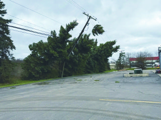 منطقة ديترويت تنجو من خطر الزوابع خلال عطلة نهاية الأسبوع الماضي 