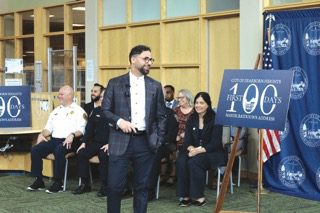 رئيس‭ ‬بلدية‭ ‬ديربورن‭ ‬هايتس‭ ‬يستعرض‭ ‬إنجازات‭ ‬إدارته‭ ‬في‭ ‬أول‭ ‬مئة‭ ‬يوم