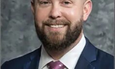 ديفيد‭ ‬كنيزيك‭ ‬رئيساً‭ ‬لكلية‭ ‬‮«‬هنري‭ ‬فورد‮»‬‭ ‬في‭ ‬ديربورن