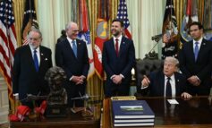 ترامب‭ ‬يمدّد‭ ‬وقف‭ ‬إطلاق‭ ‬النار‭ ‬في‭ ‬إيران‭ .. ‬ولبنان‭: ‬لا‭ ‬حرب‭ ‬ولا‭ ‬سلم‭!‬