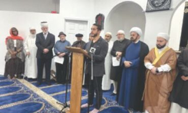 جريمة كراهية تسفر عن مقتل ثلاثة أشخاص وانتحار منفّذَي الهجوم  إطلاق نار جماعي يستهدف مركزاً إسلامياً في سان دييغو.. وشجاعة حارس الأمن تحول دون وقوع مجزرة بحق عشرات الأطفال