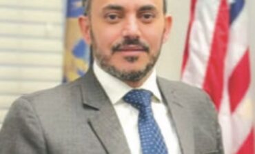 مجلس‭ ‬مدينة‭ ‬هامترامك‭ ‬ينهي‭ ‬خدمات‭ ‬مدير‭ ‬البلدية‭ ‬عادل‭ ‬العدلاني‭ ‬بدون‭ ‬إبداء‭ ‬الأسباب